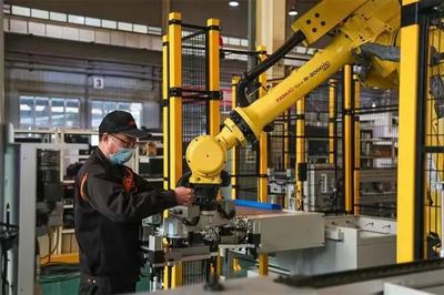 宁夏巨能机器人向360多家企业交付1600条自动化产线