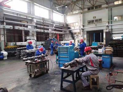 【基层动态】抢急件 保任务 他们用行动回应每一份信任 --机械制造事业部22车间凸轮轴加工效率再破记录