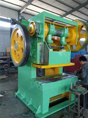 【龙门冲床模具产地-广东龙门冲床模具-银龙机械(查看)图片】龙门冲床模具产地-广东龙门冲床模具-银龙机械(查看) - 诸城市银龙机械厂