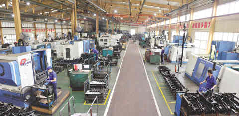 机械装备制造业转型升级 迈向智能制造新未来